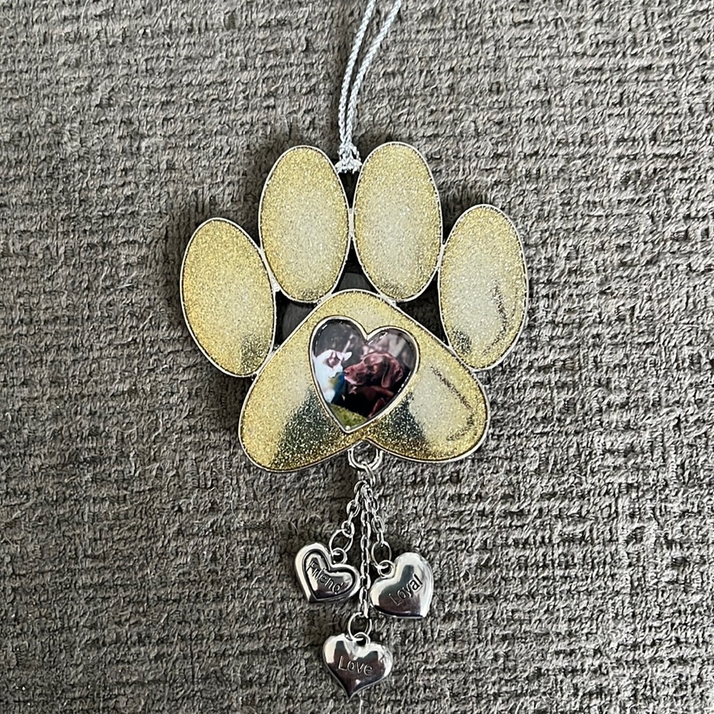 Hanging Pawprint ornament
